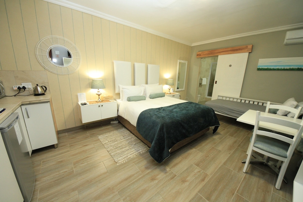 غرفة كومفورت بسرير كوين بغرفة نوم واحدة، Bay View Somerset West 2/3
