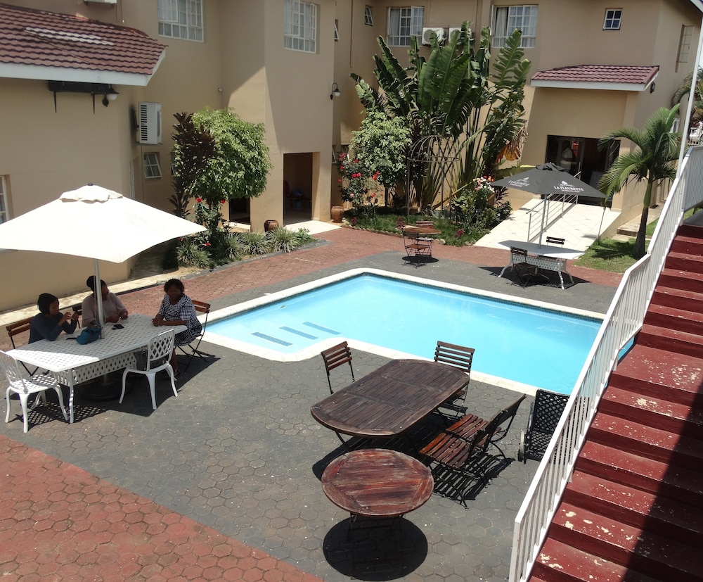 Global Village Guesthouse 23/31