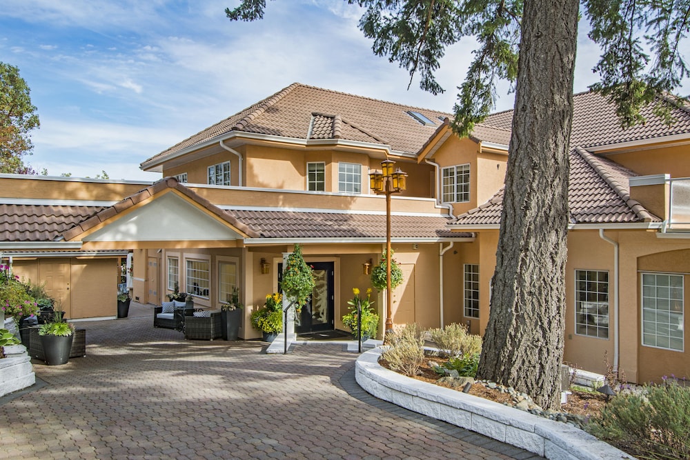 Villa Eyrie Resort 26/44