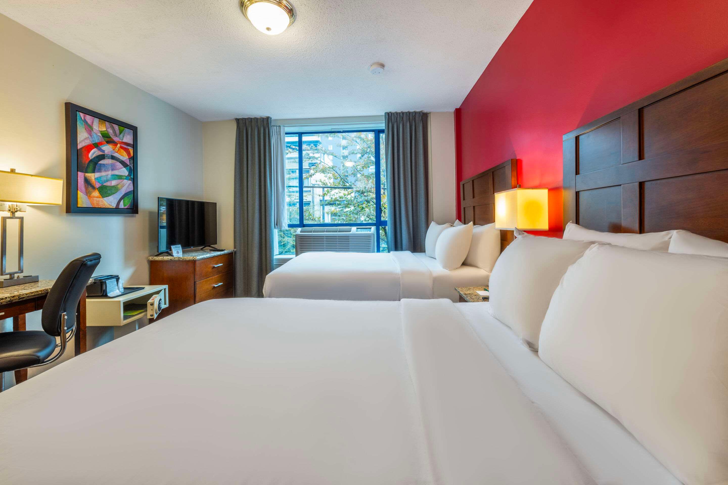 ROOM, 2 DOUBLE BEDS