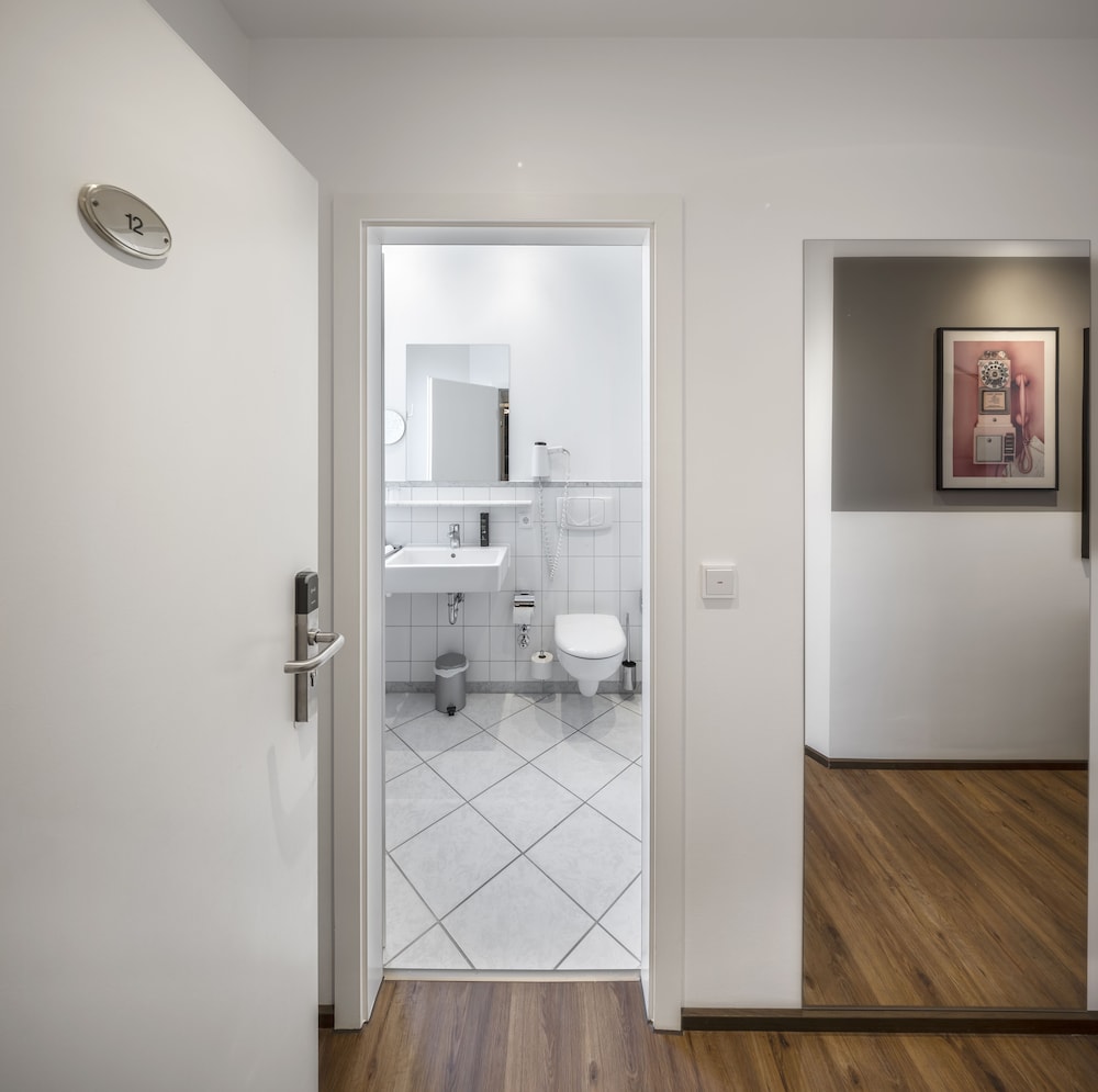 Acor Boutique Hotel 56/58