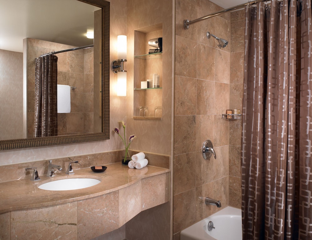 Grand Hyatt Atlanta In Buckhead 50/50