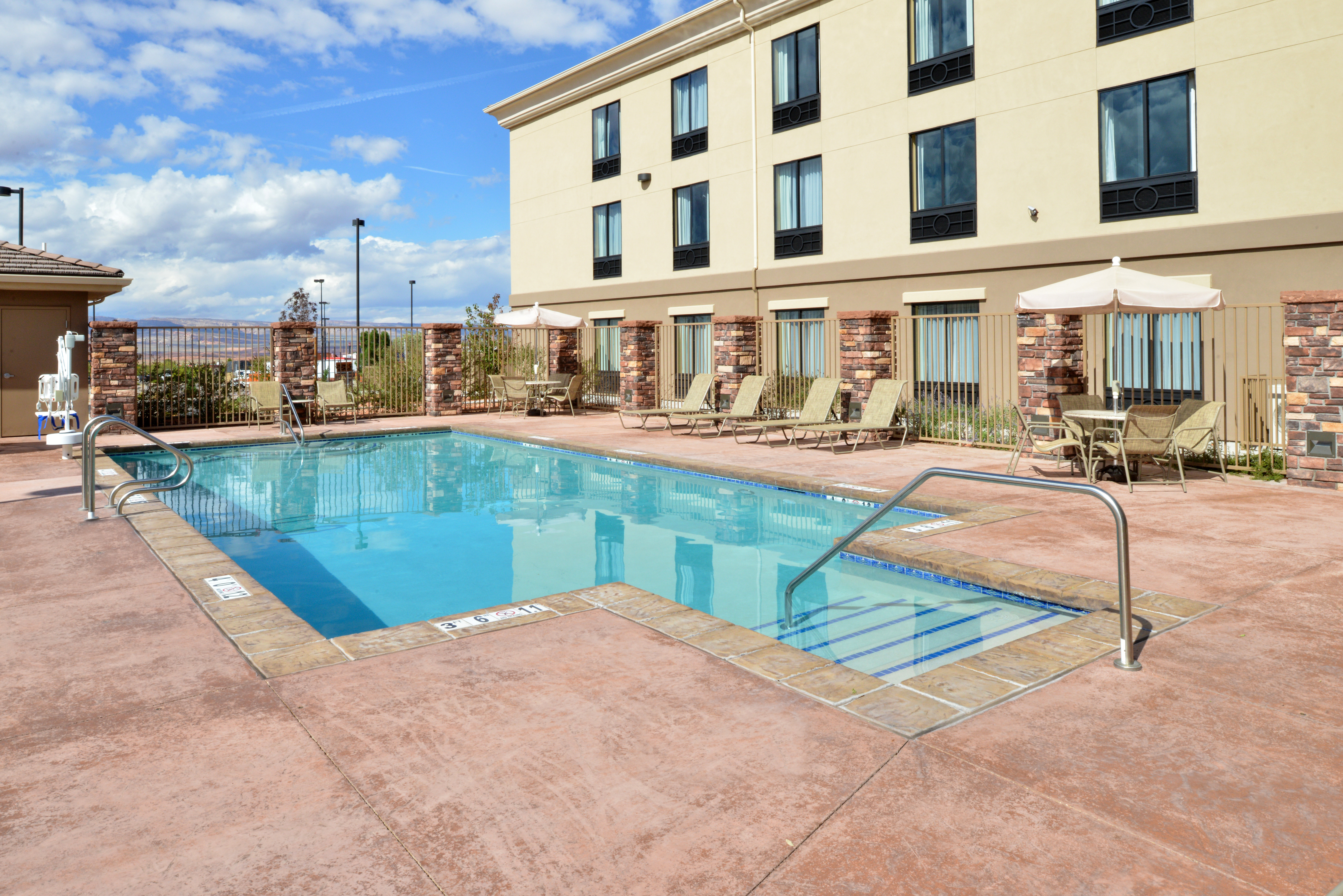 Holiday Inn Express & Suites Page - Lake Powell Area in PAGE - AZ