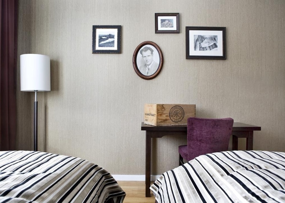 Sostrene Storaas Hotell 32/42