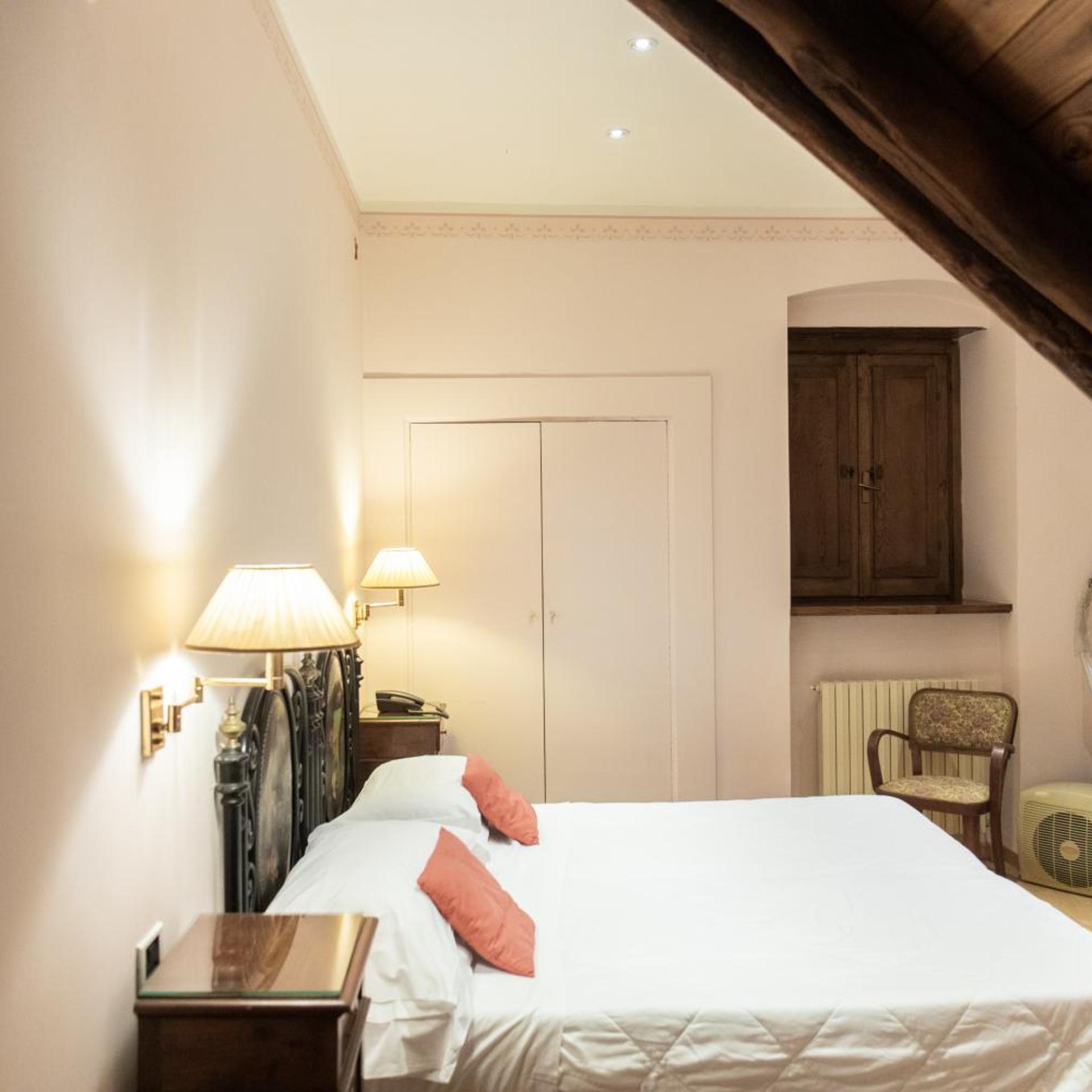 Charme, Double or Twin Bed
