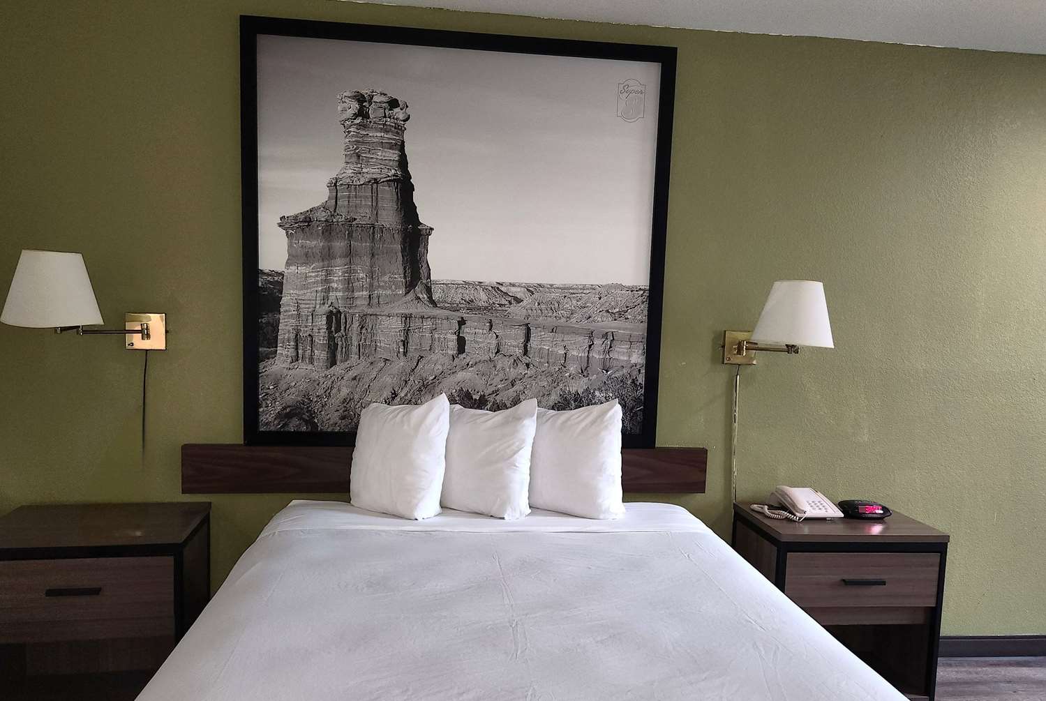 Super 8 By Wyndham Austin North/University Area 32/32