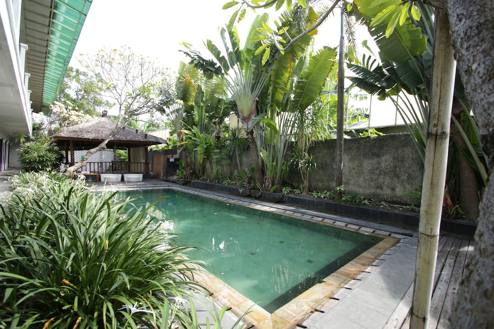Grand Serela Kuta Bali 37/38