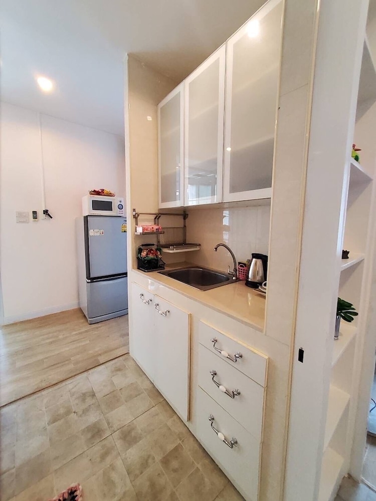 Murraya Residence 11/79