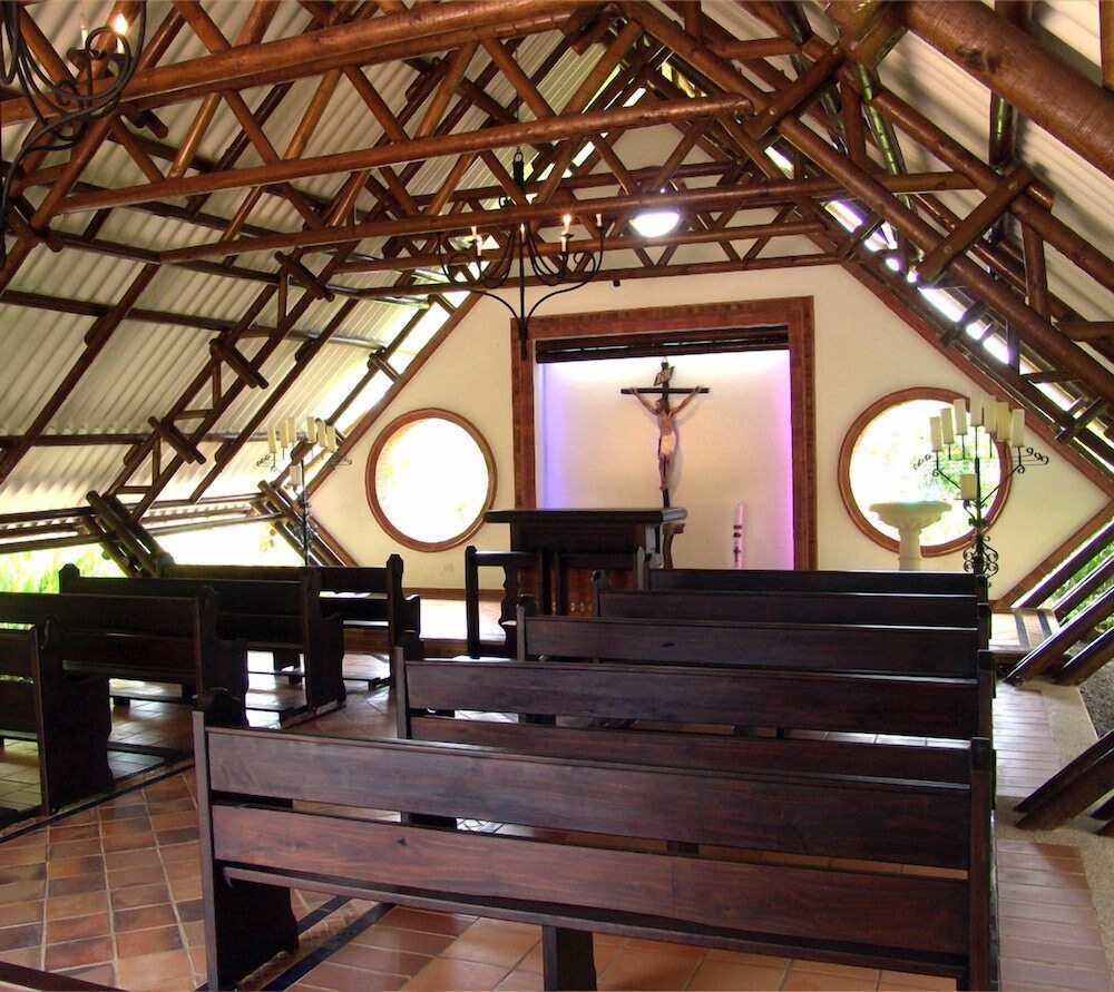 Hotel Campestre El Campanario 28/30