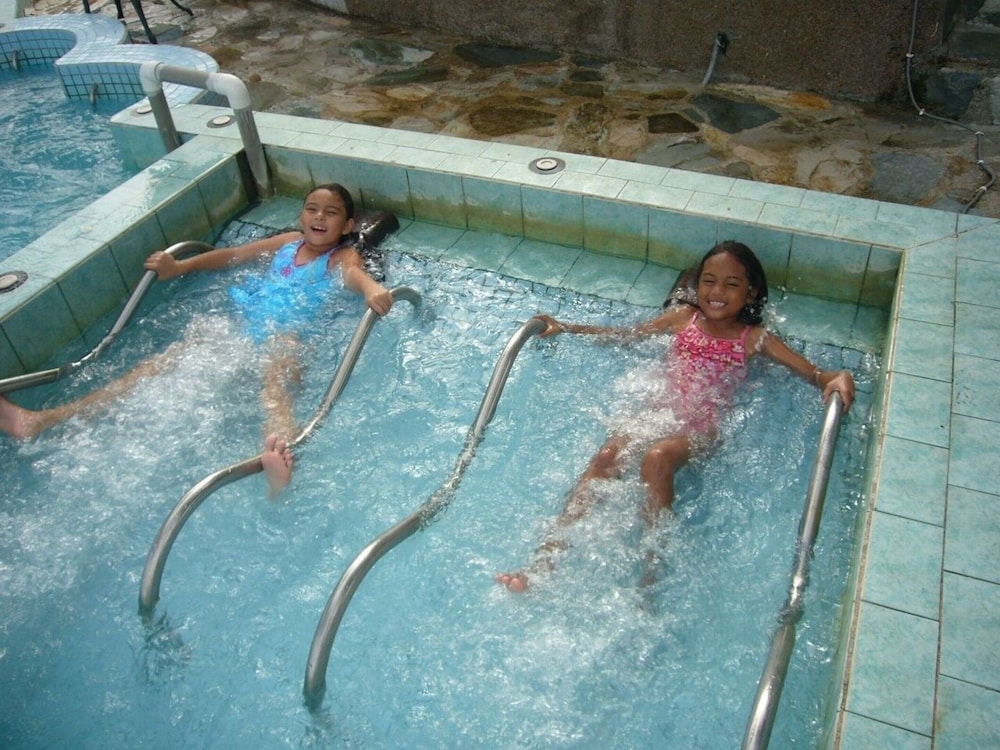Airai Water Paradise Hotel And Spa 33/56