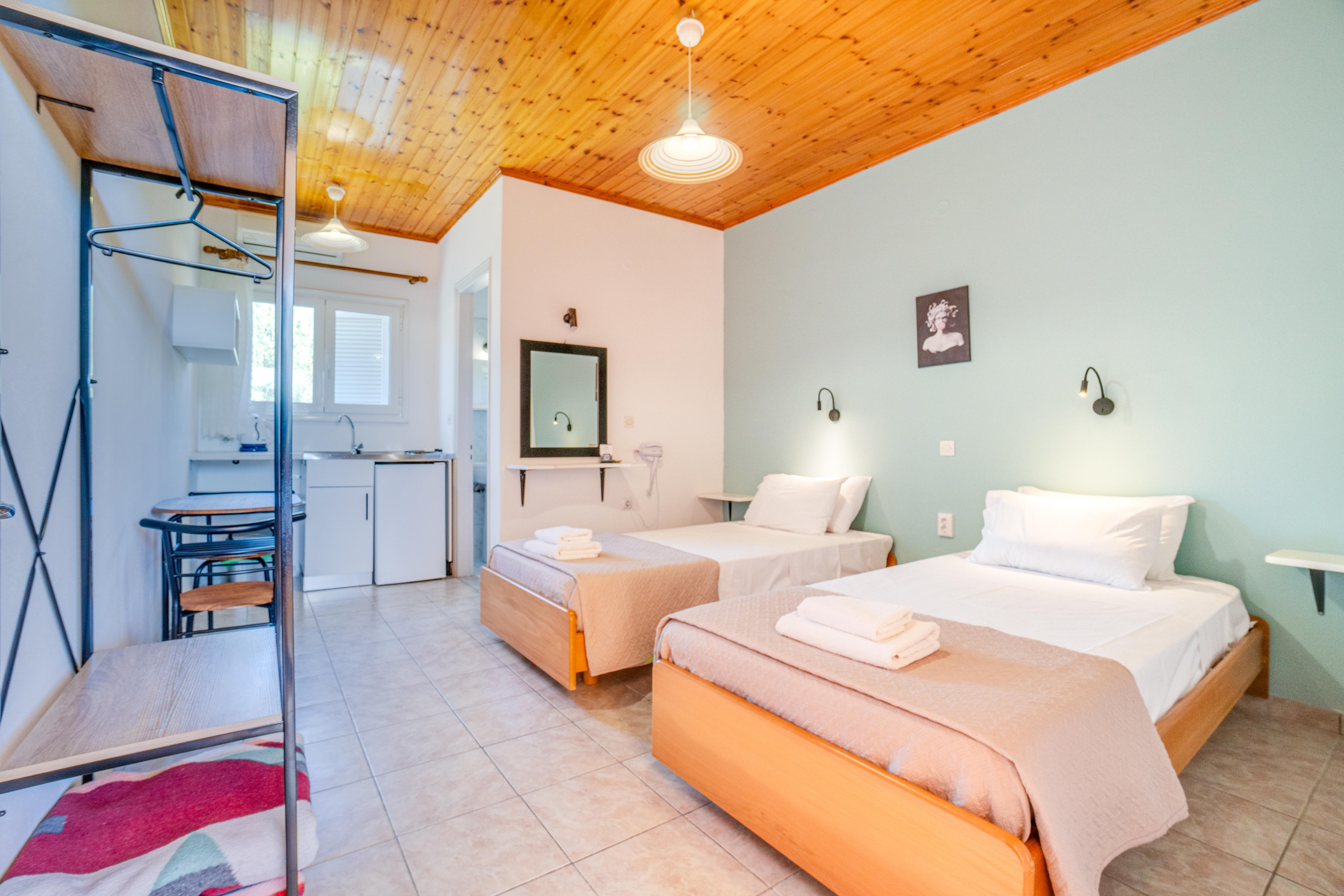 Room, Twin Beds, No Balcony, Annex