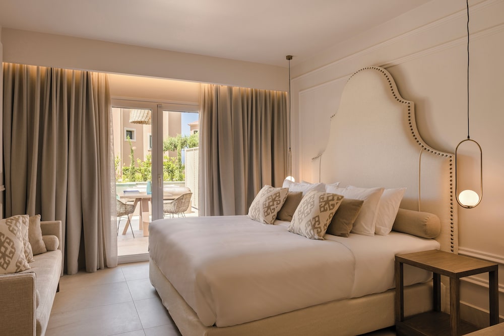 DESIGN, SWIM UP, DOUBLE BED