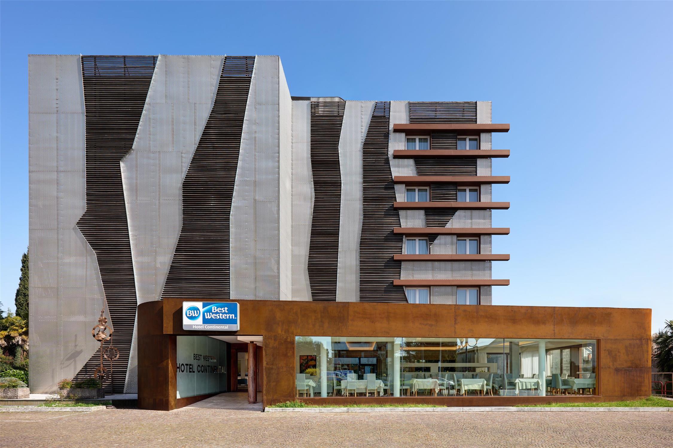 Best Western Continental 64/67