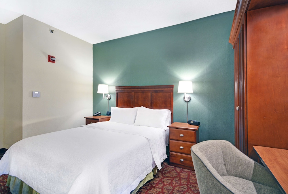 Hampton Inn Athens GA 34/70