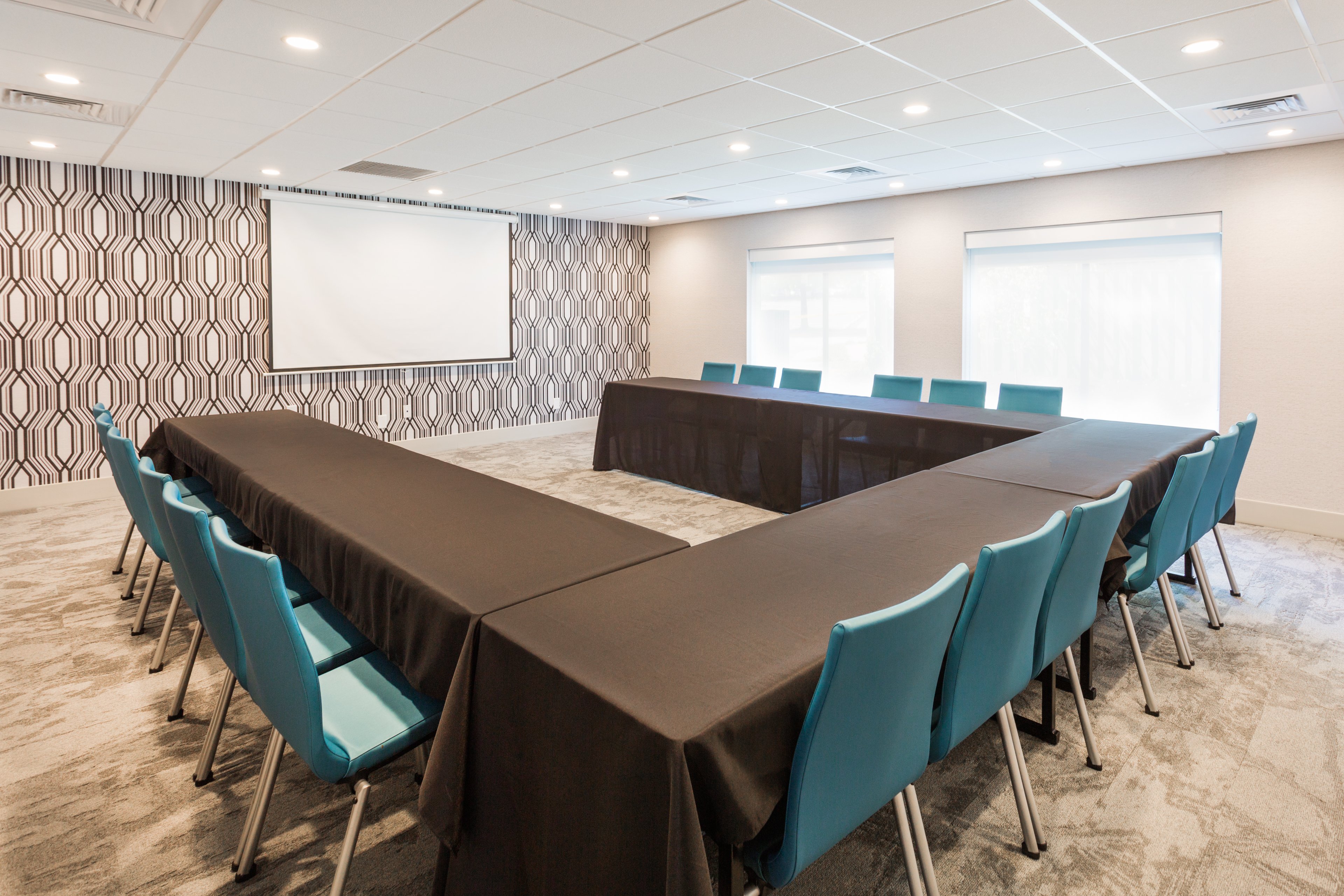 Holiday Inn Express Lorton 19/22
