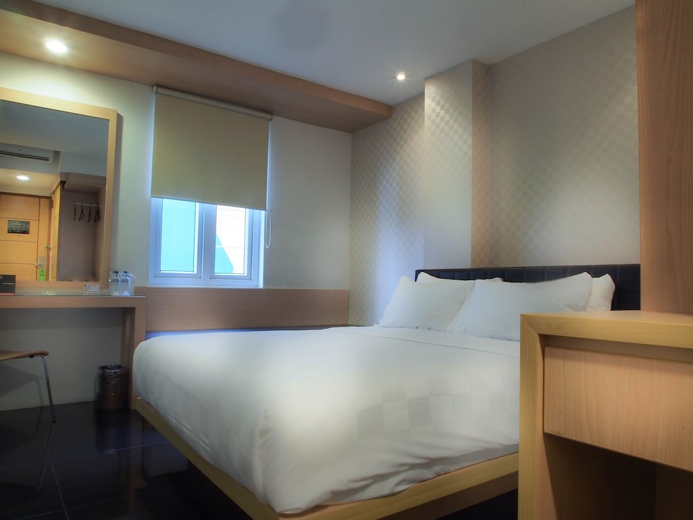 M Hotel Jakarta 31/67