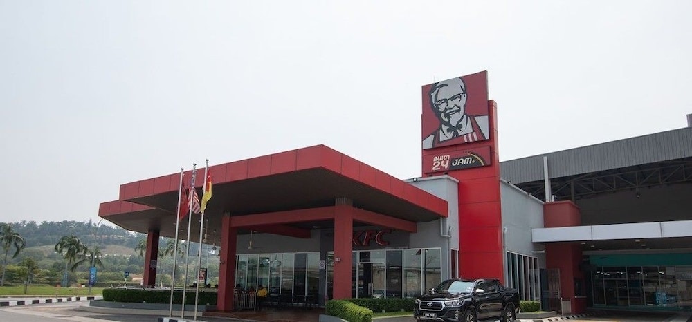 Hotel 99 Sepang KLIA 1/22