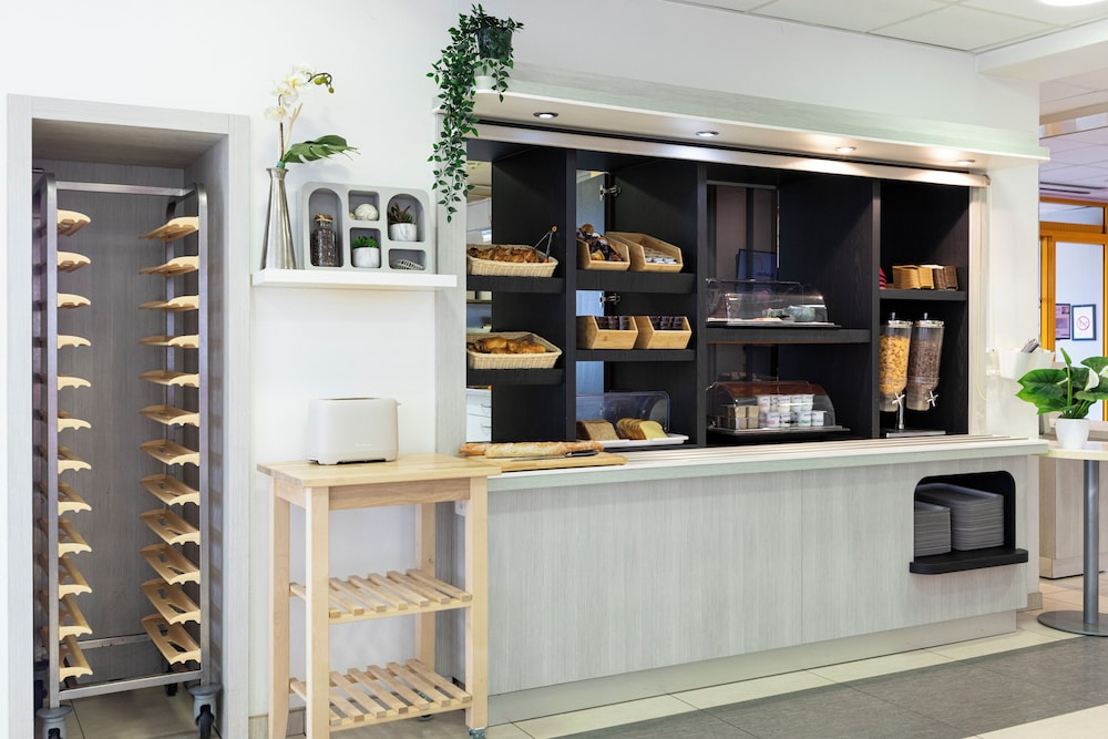 The Originals Access Tendance Hotel Saint Etienne Aeroport 8/50