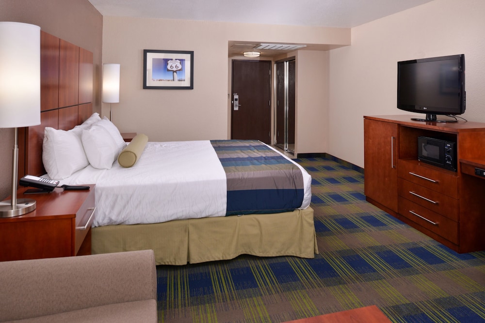Best Western Plus Heritage Inn Rancho Cucamonga/Ontario 15/40