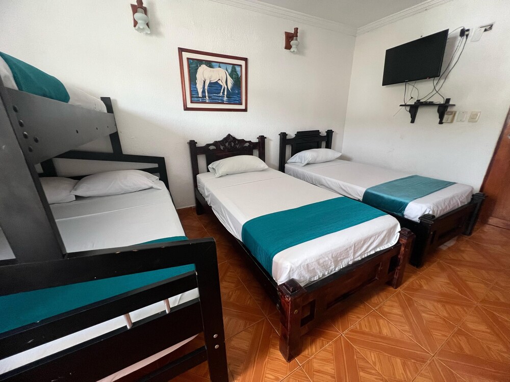LA CASA DEL VIAJERO 24/55