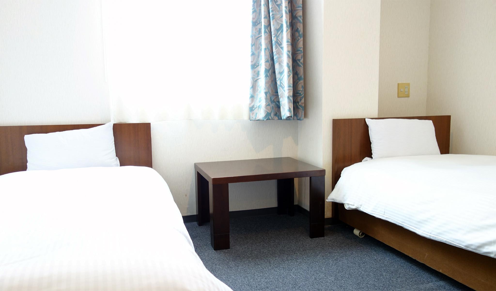 Semi Room, 2 Semi Double Beds