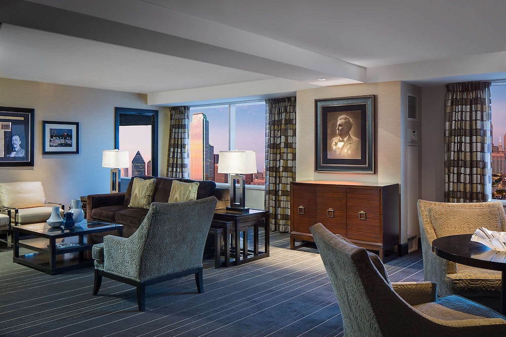 Hyatt Regency Dallas 44/78