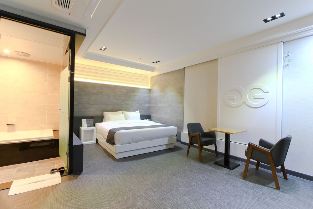 City Hotel G&G 38/45