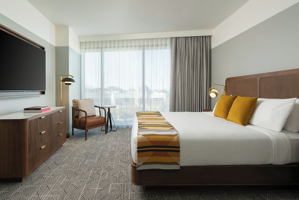 1 Bedroom, Tower, Suite, Balcony