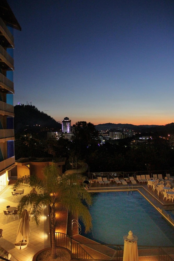 Zanon Hotel 38/48