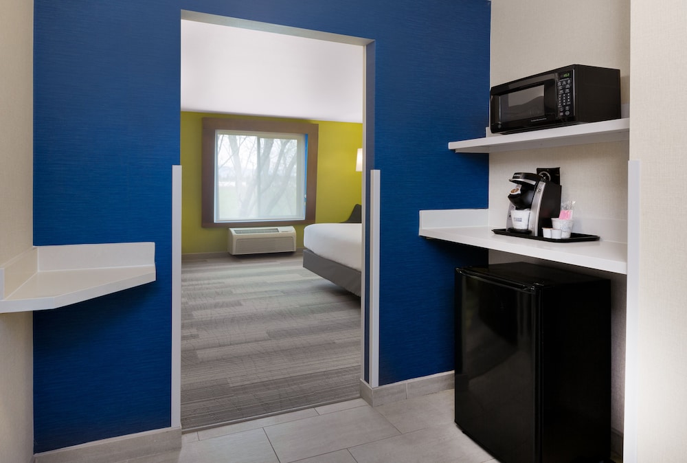 Holiday Inn Express Ellensburg 45/62