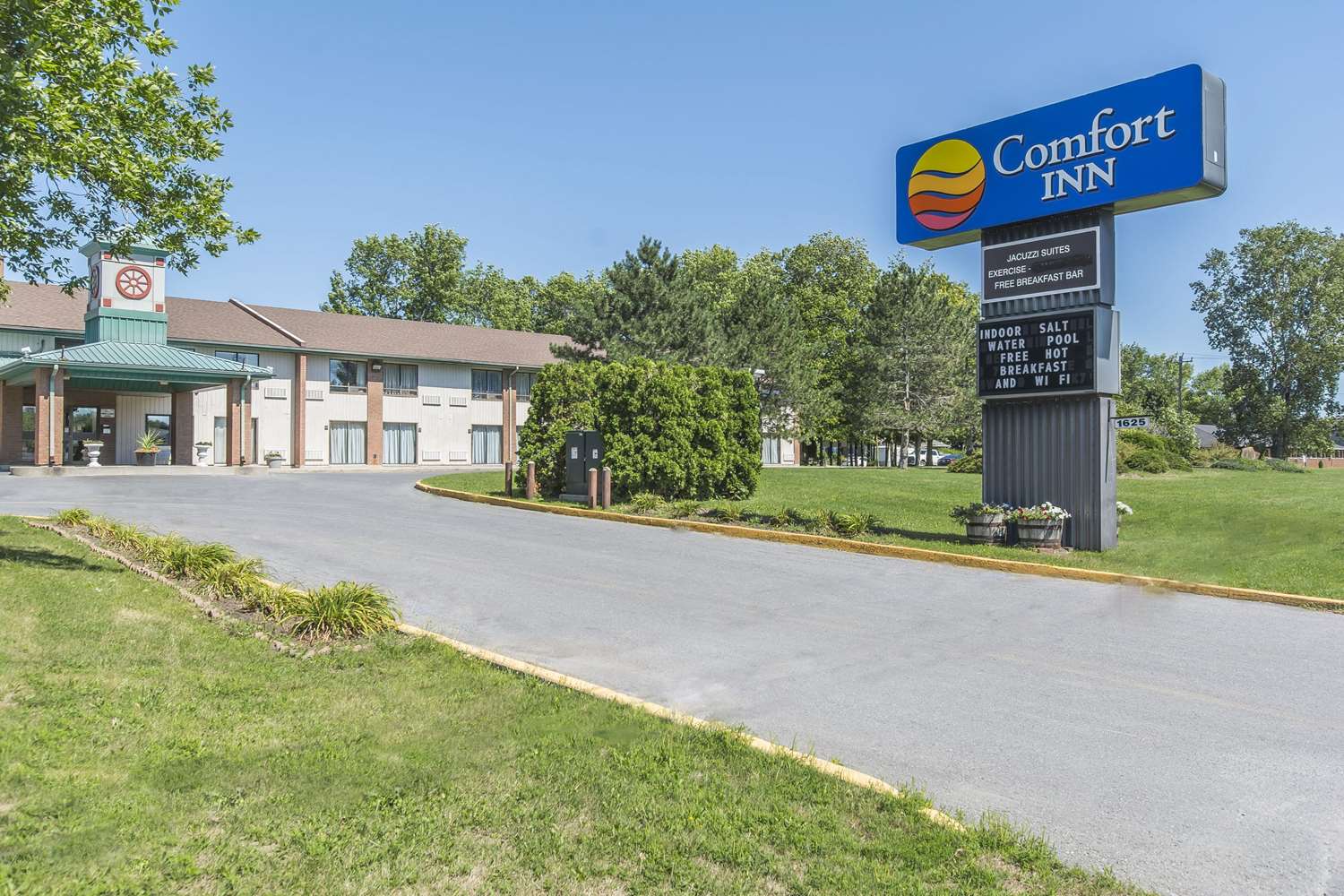 Comfort Inn Cornwall, ON 41/41