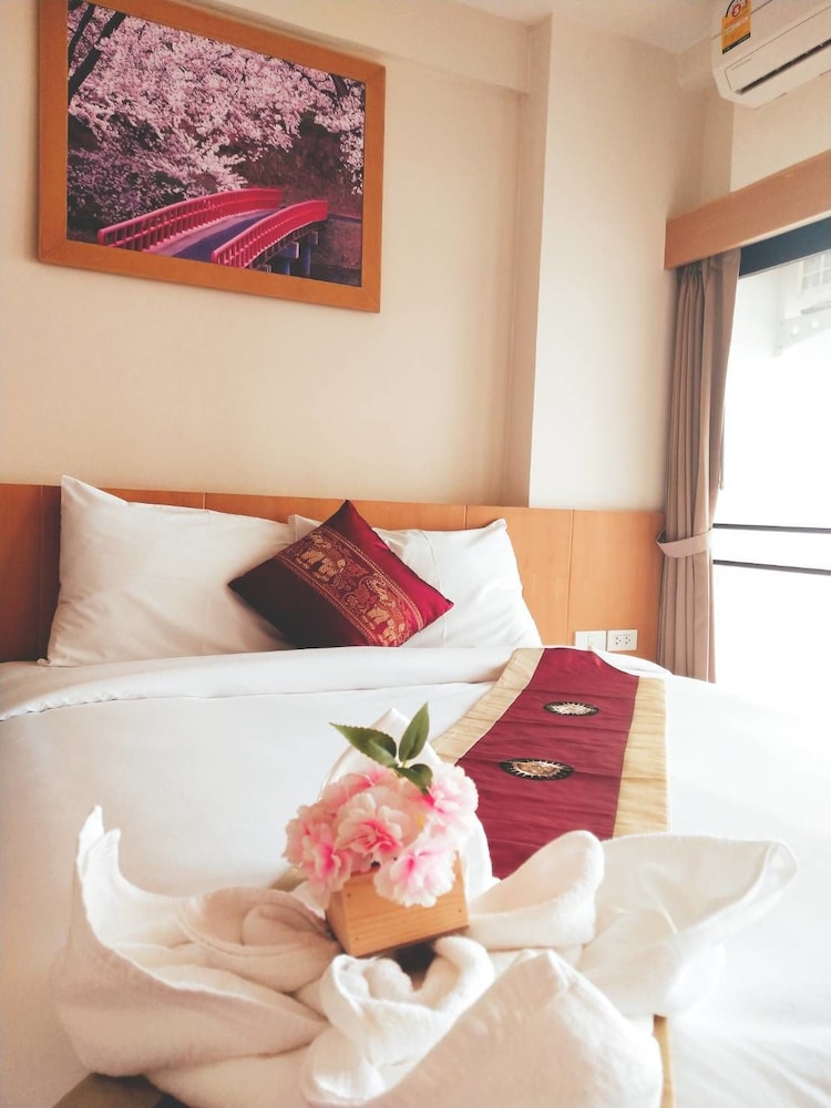Sakura Boutique Hotel And Residence 12/38