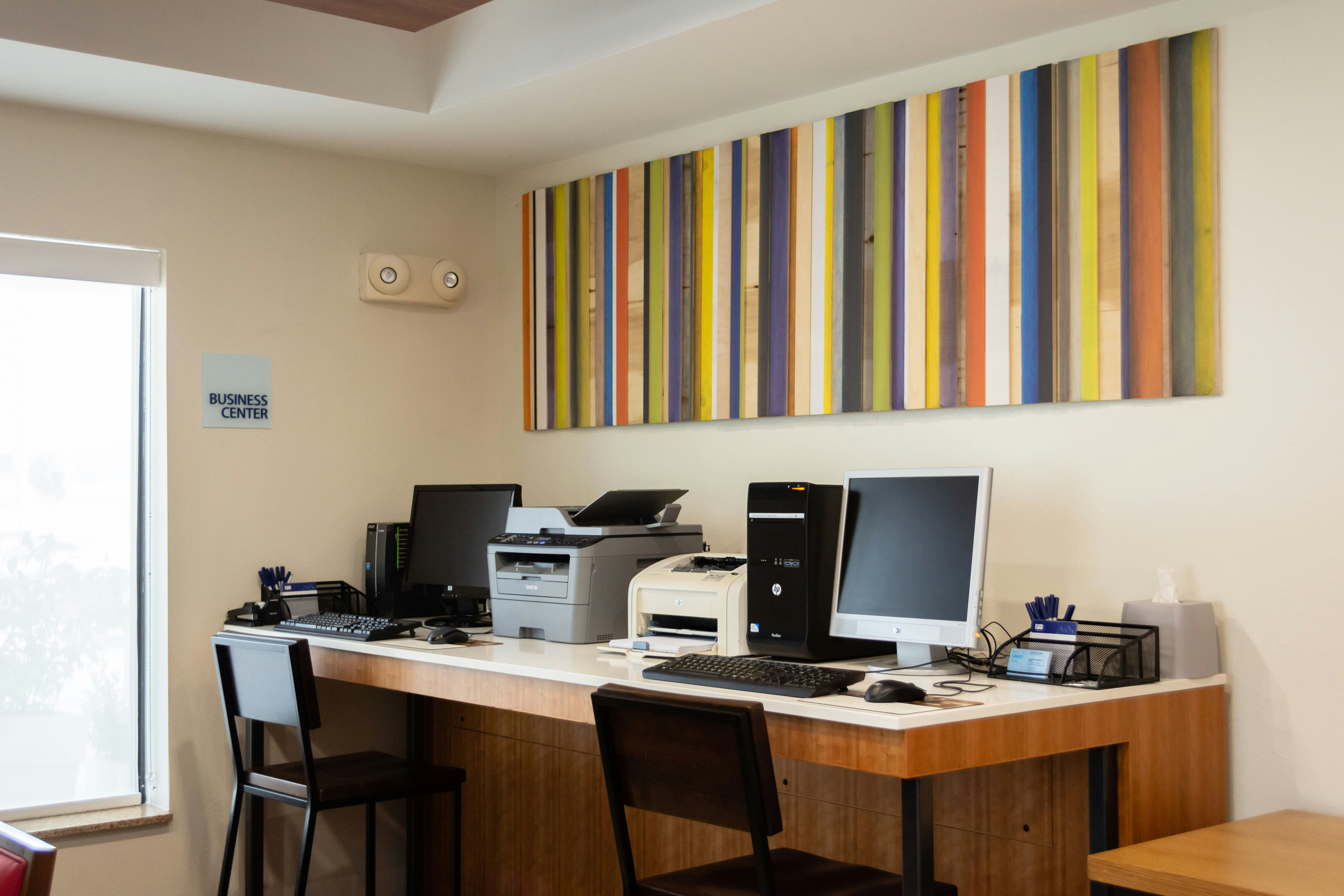 Holiday Inn Express Hotel Suites Muskogee 42/48