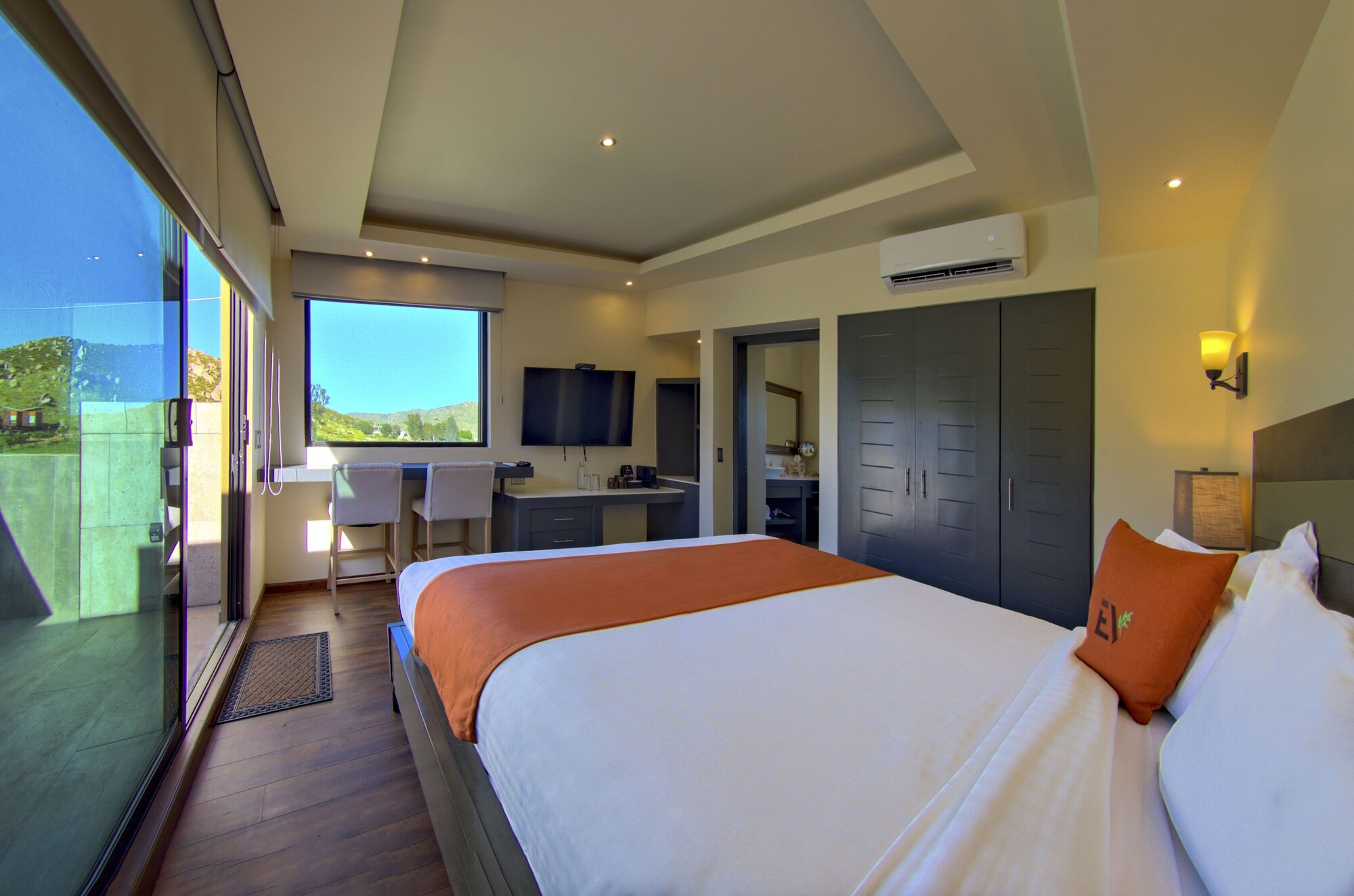 PENTHOUSE, APARTMENT