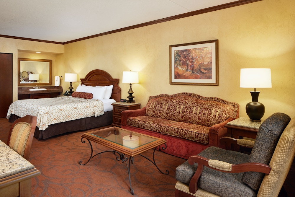 Chateau On the Lake Resort Spa And Convention Centre 23/66