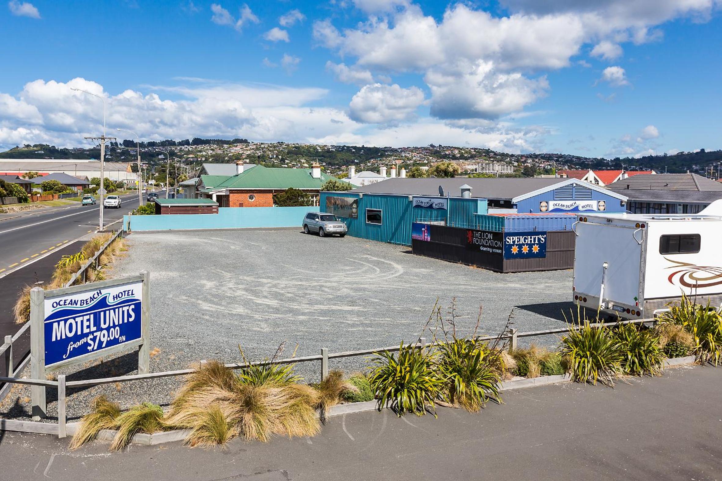 Ocean Beach Hotel 27/31