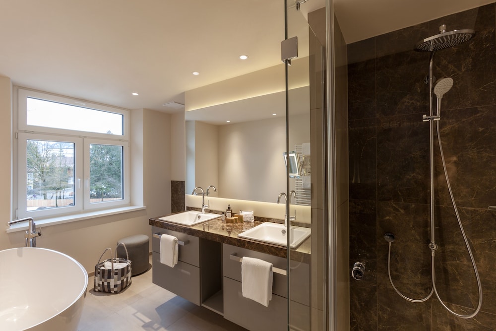 ERIKA Boutique hotel Kitzbuhel 49/50
