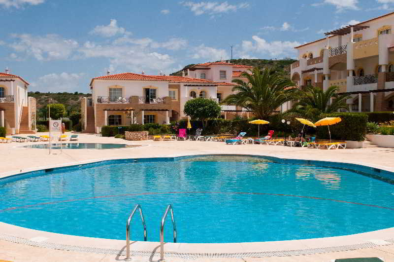 Luz Bay Hotel 34/37