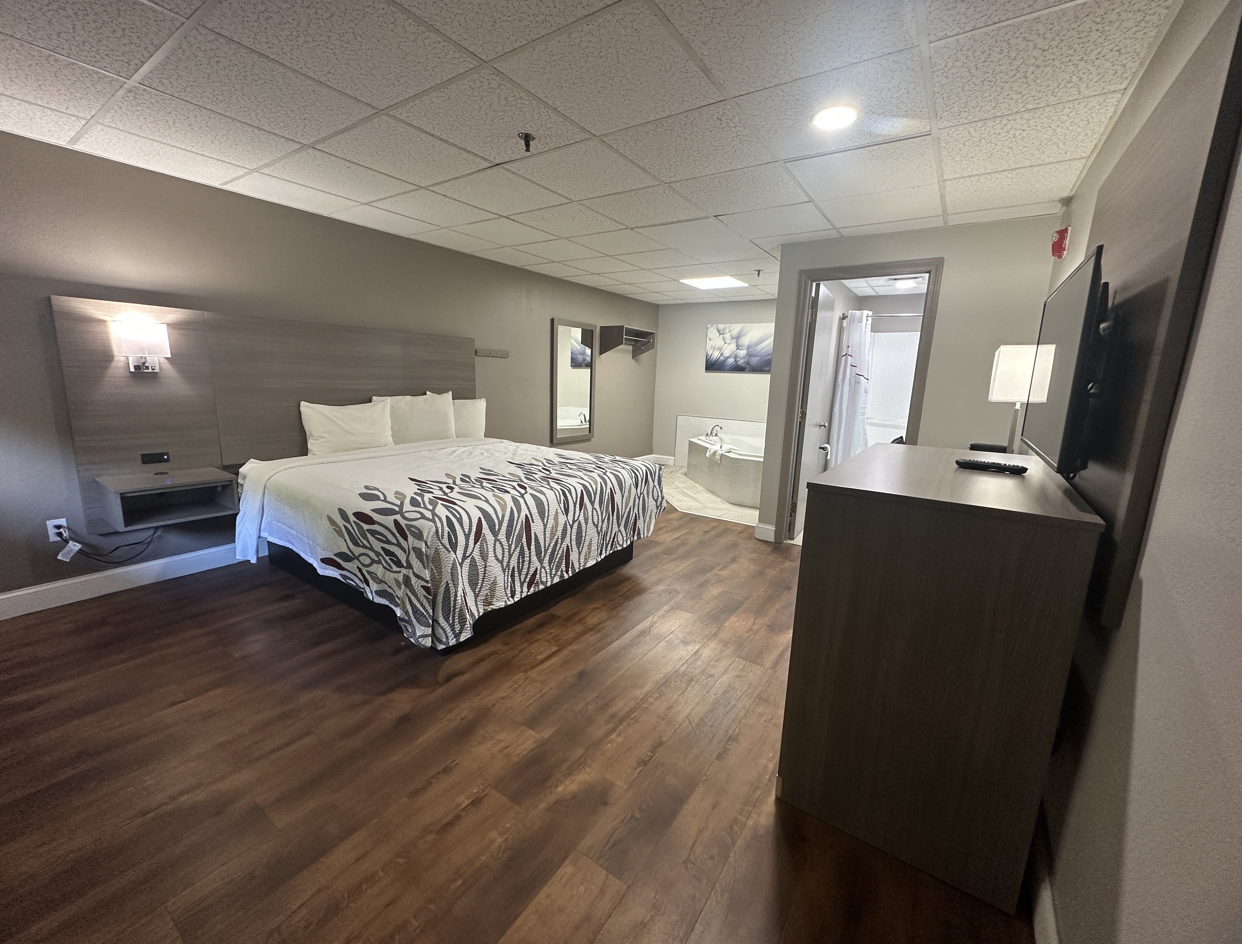 Rodeway Inn Swansea, MA 20/42