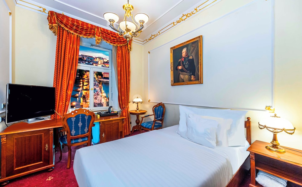 General Hotel 13/50