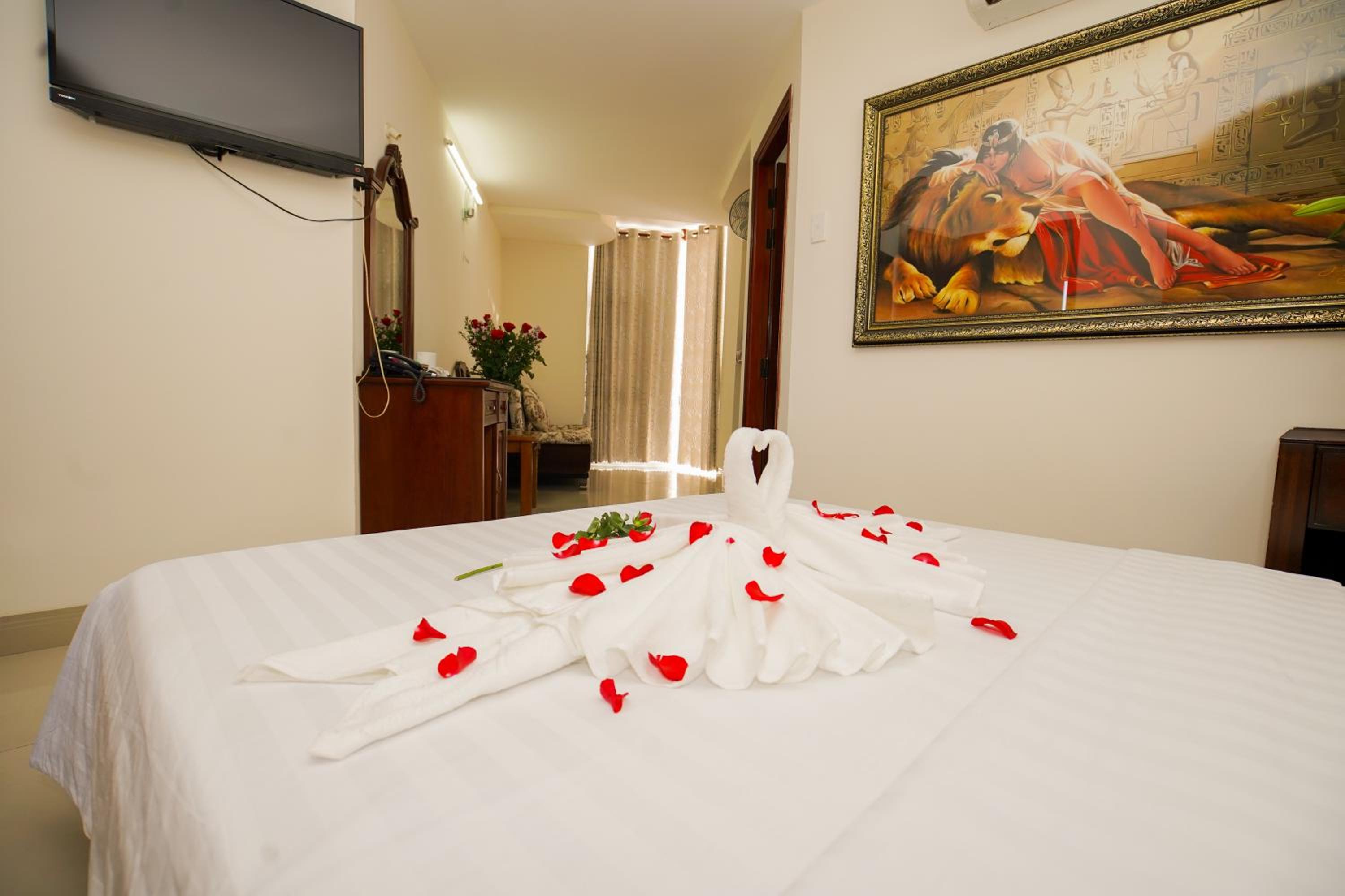 Nguyen Ha Hotel 18/24