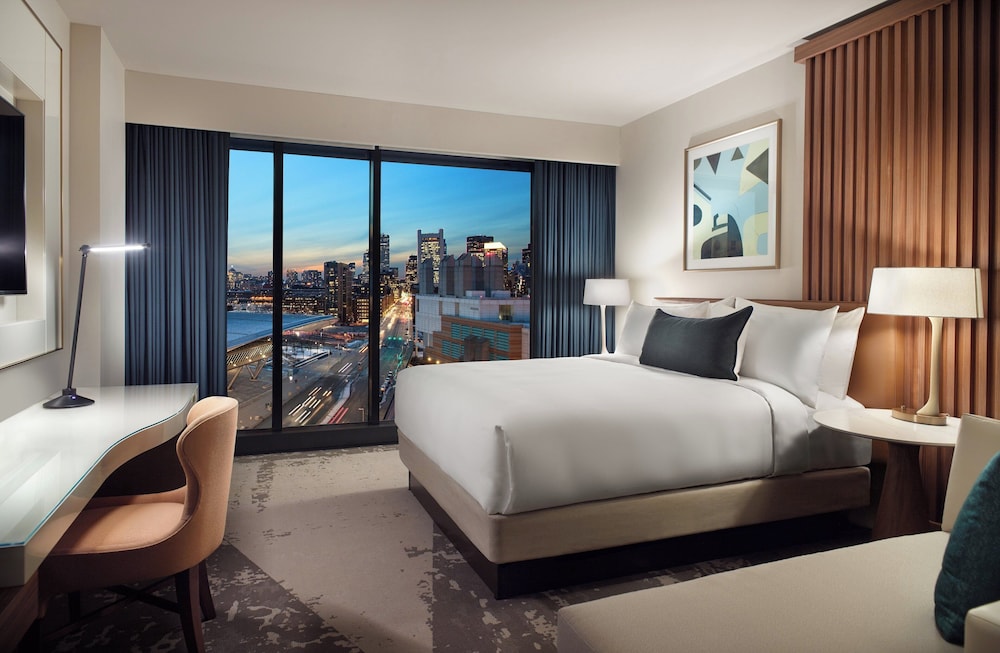 Premier, King Bed, Patron Tower, Accessible، Omni Boston Hotel at the Seaport 4/8