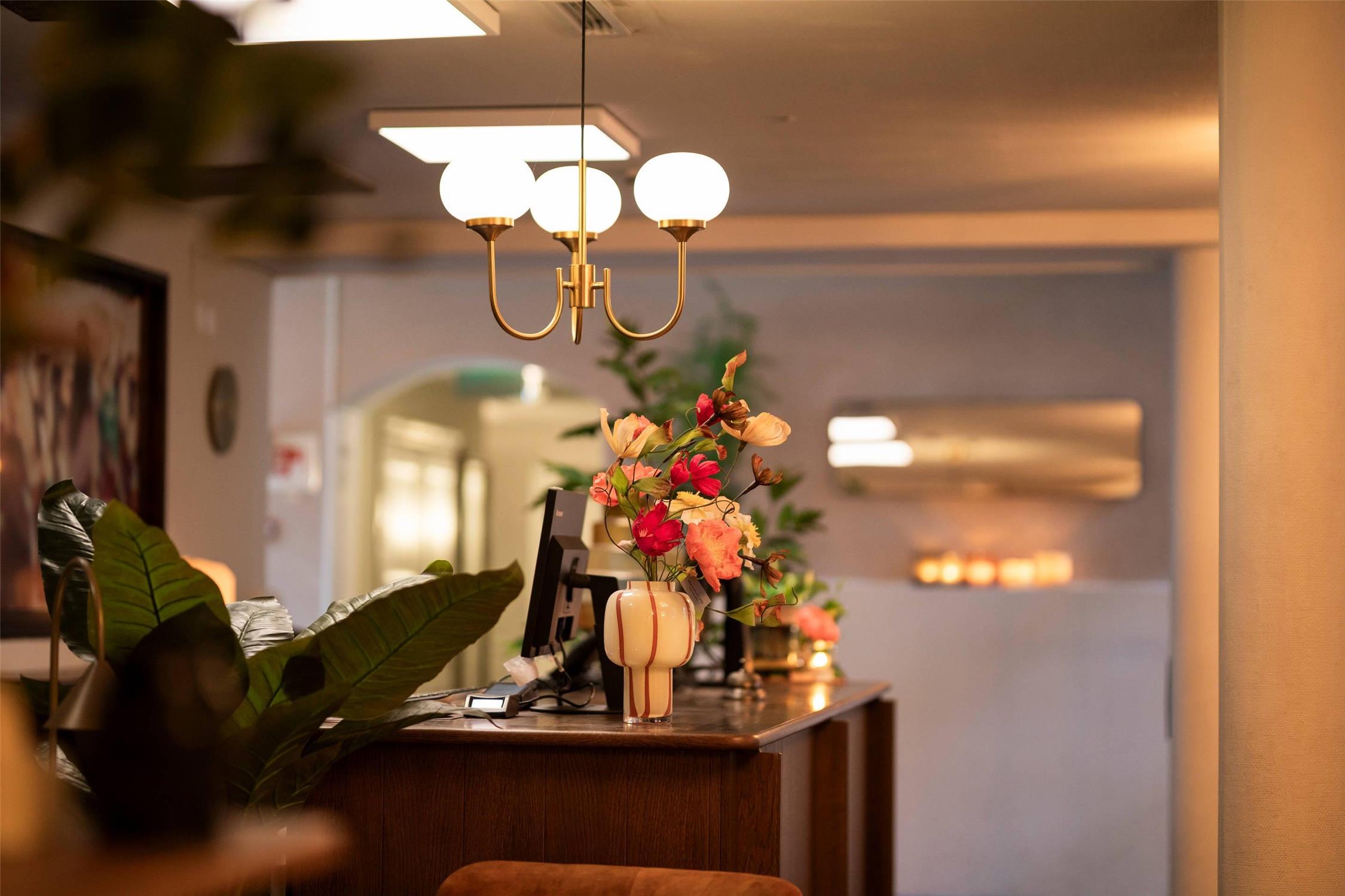 Home Hotel Victoria 3/30