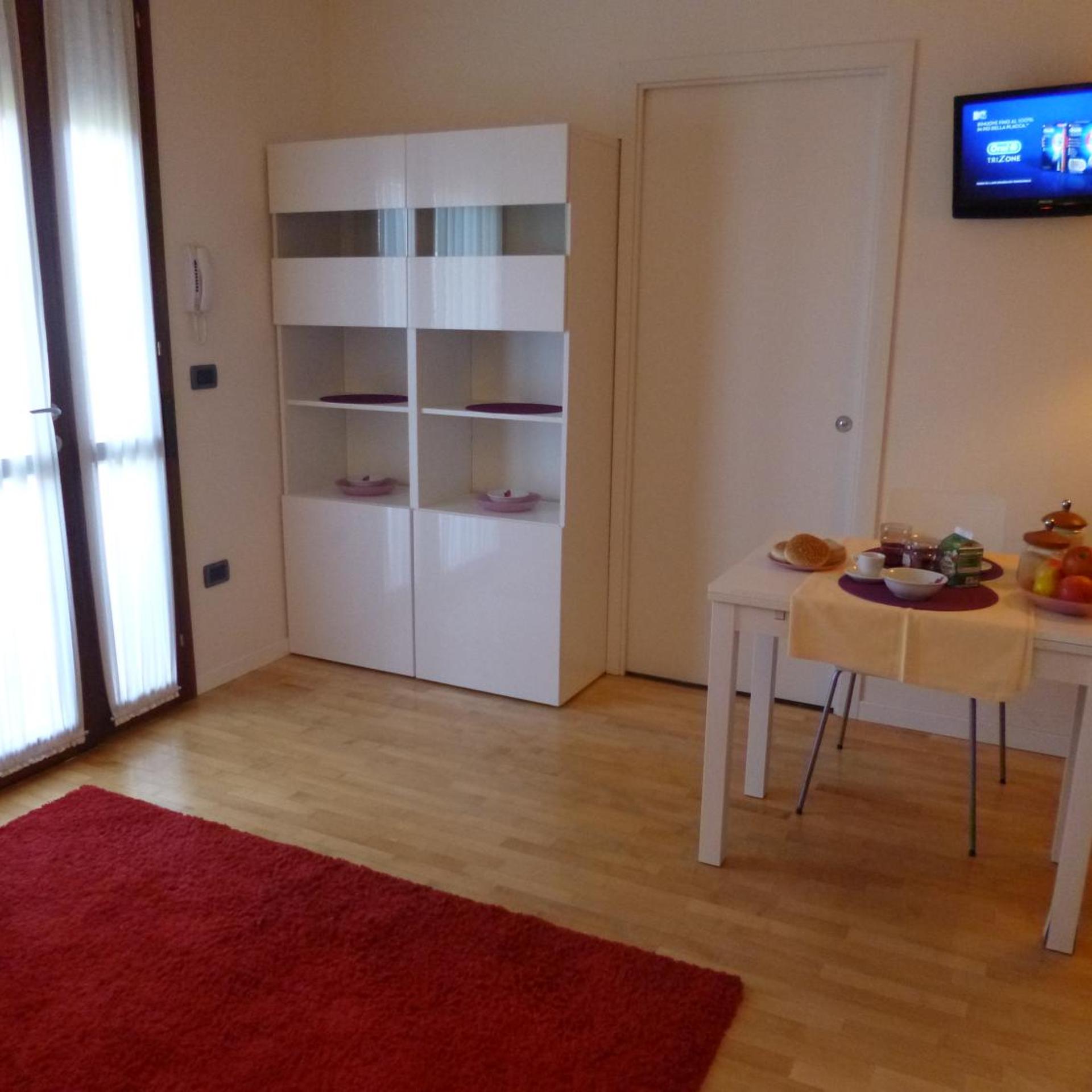 Air Hotel 25/50