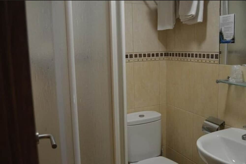 HOTEL CIUTADELLA 50/52