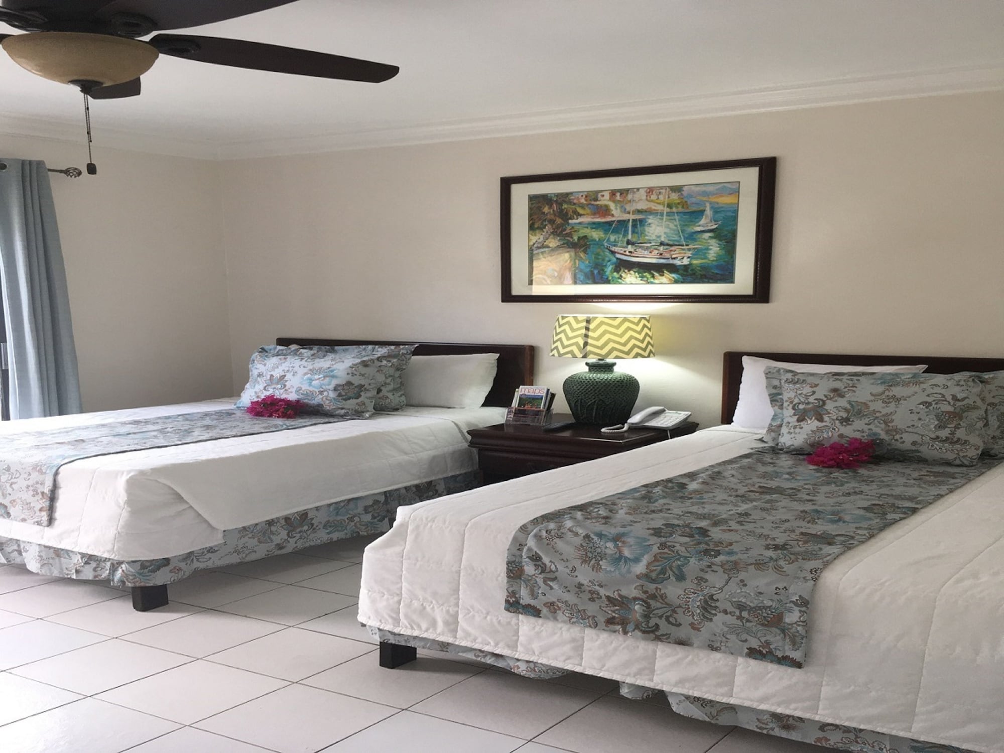 Deluxe, Villa, 1 Single and 2 Double Beds, Garden View