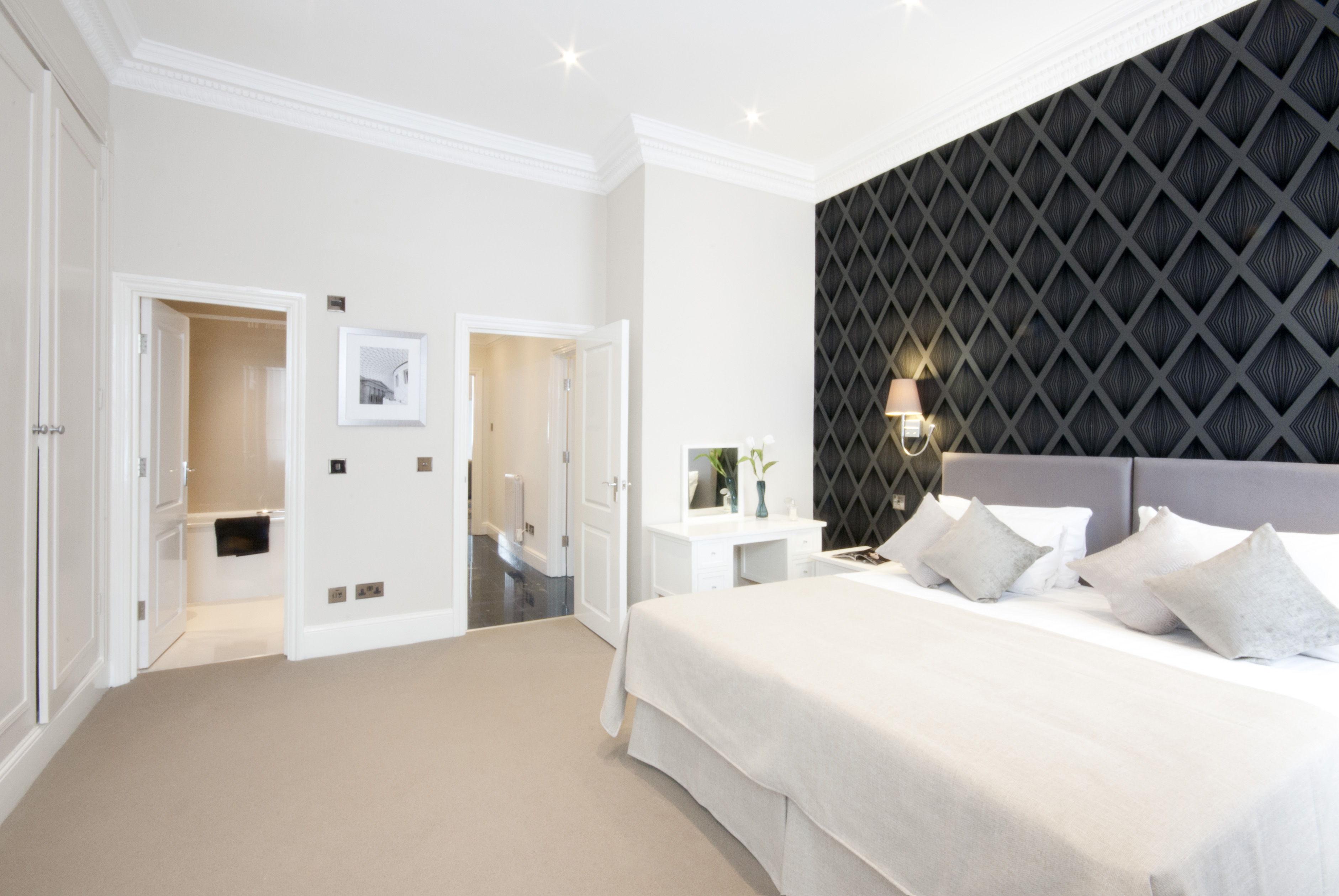 2 Bedrooms, Deluxe