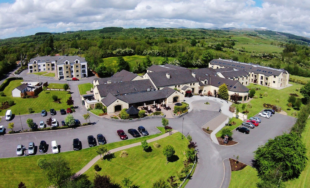 MILL PARK HOTEL 53/59