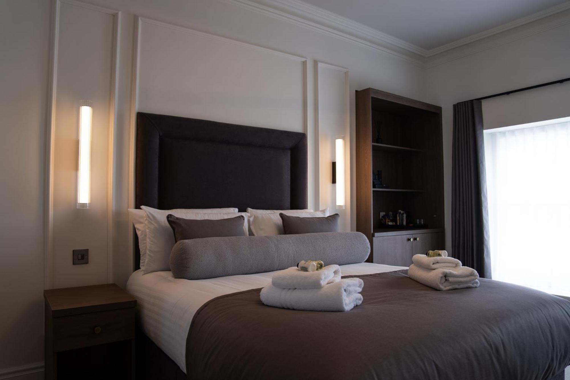 Deluxe, Double Bed, Sea View