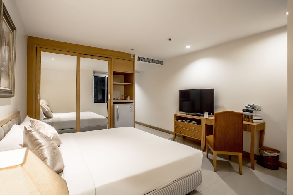 Hope Land Hotel Sukhumvit 24 14/54